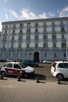 Affittacamere Dimora Caracciolo